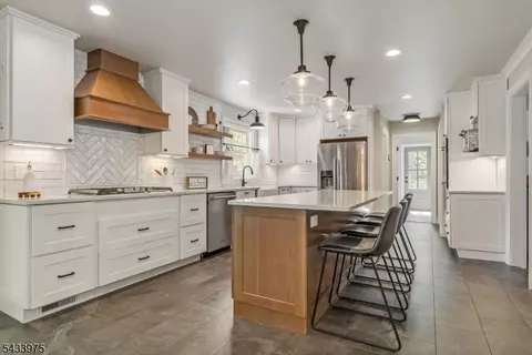 Kitchen - 54 Dean Rd, Mendham, NJ 07945 photo 3 of 5
