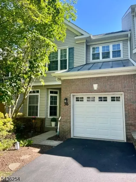 36 Loft Dr, Martinsville, NJ 08836