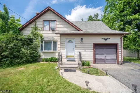 65 Marshall Hill Rd, West Milford, NJ 07480