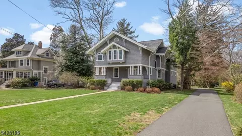 420 Mountainview Ter, Dunellen, NJ 08812