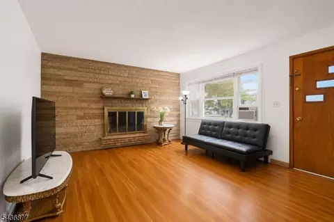 300 Watson Ave, Plainfield, NJ 07062 photo 8