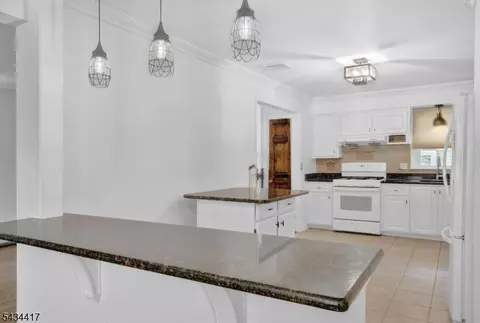 27 Shady Ter, Wayne, NJ 07470 photo 16