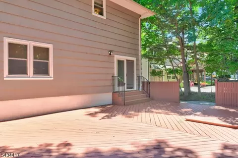 27 Shady Ter, Wayne, NJ 07470 photo 5