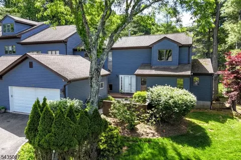 143 Fisher Rd, Mahwah, NJ 07430