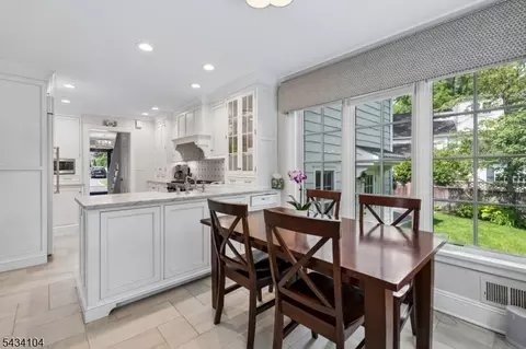 18 Colony Dr, Summit, NJ 07901 photo 10