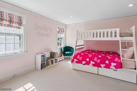 Bedroom - 18 Colony Dr, Summit, NJ 07901 photo 2 of 5