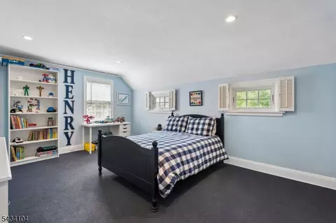Bedroom - 18 Colony Dr, Summit, NJ 07901 photo 4 of 5