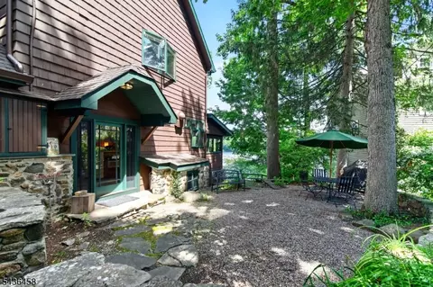134 Cedar Lk W, Denville, NJ 07834