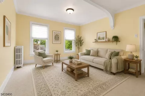 Living - 61 New St, Hampton, NJ 08827 photo 4 of 4