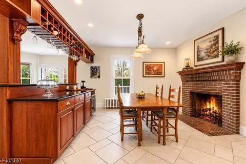 Dining - 61 New St, Hampton, NJ 08827 photo 3 of 7
