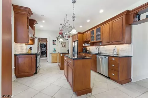 Kitchen - 61 New St, Hampton, NJ 08827 photo 1 of 3