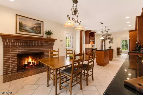 Dining - 61 New St, Hampton, NJ 08827 photo 1 of 7