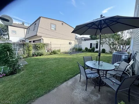 33 William St, Wallington, NJ 07057 photo 3