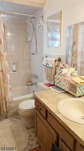 33 William St, Wallington, NJ 07057 photo 18