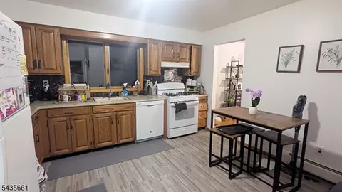 33 William St, Wallington, NJ 07057 photo 4