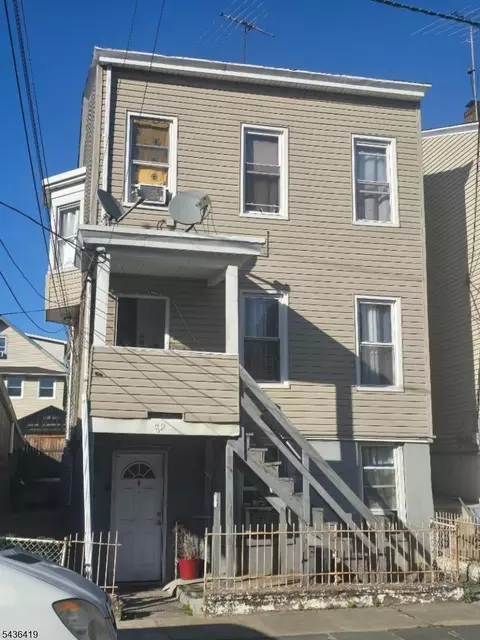 32 Albion Ave, Paterson, NJ 07502