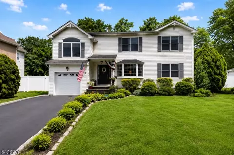 37 Hall Dr, Clark, NJ 07066