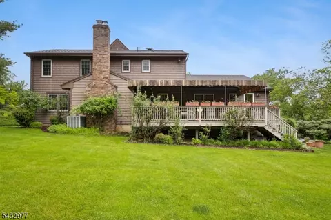 Exterior - 15 Bourbon St, Wayne, NJ 07470 photo 5 of 7