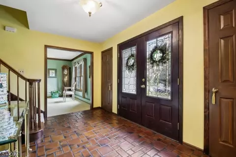 15 Bourbon St, Wayne, NJ 07470 photo 3