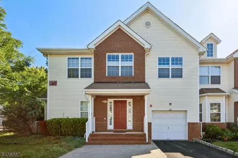 67 Forest Dr #67, Piscataway, NJ 08854