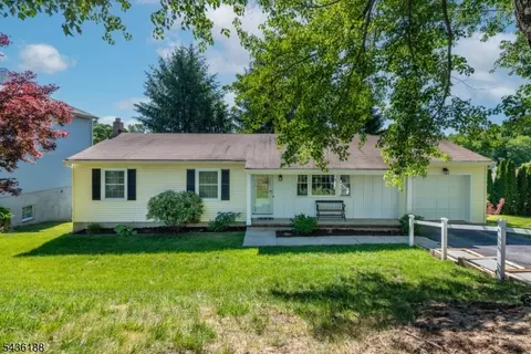 114 Mountain Rd, Rockaway, NJ 07866