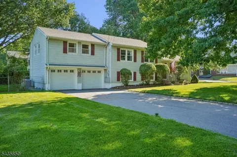 2 Knapp Ave, Florham Park, NJ 07932