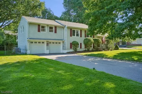 2 Knapp Ave, Florham Park, NJ 07932