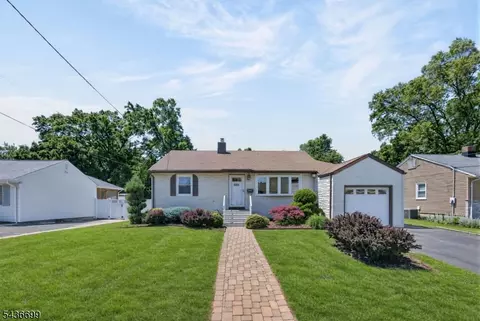 421 Melrose Ave, Middlesex, NJ 08846