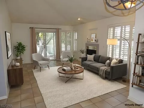 82 Wentworth Rd, Bedminster, NJ 07921