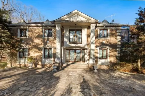 12 E Saddle River Rd, Saddle River, NJ 07458