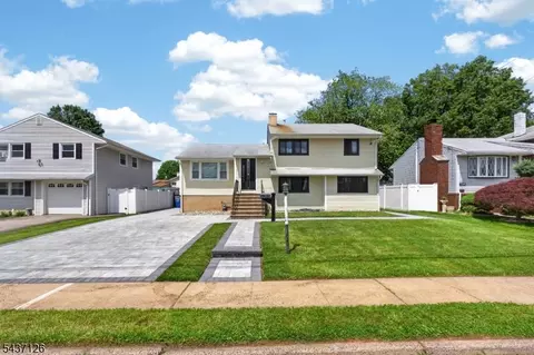 118 Poplar St, Carteret, NJ 07008