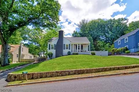 30 Hillcrest Ave, Morristown, NJ 07960