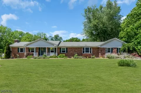31 Water St, Hackettstown, NJ 07840