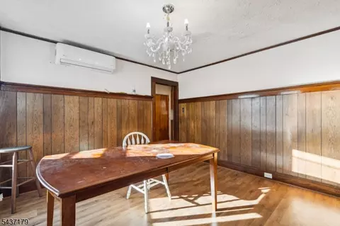 Dining - 96 Beaumont Pl, Newark, NJ 07104 photo 3 of 3