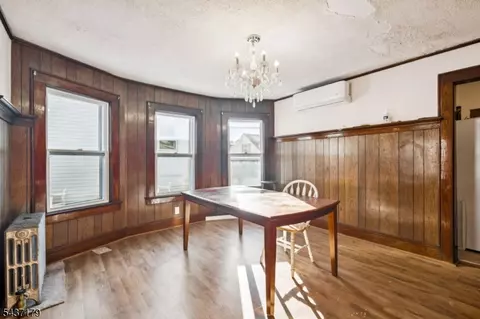 Dining - 96 Beaumont Pl, Newark, NJ 07104 photo 1 of 3