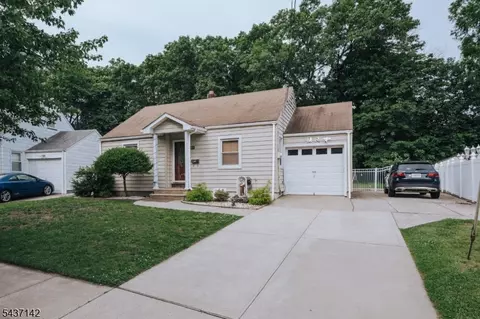 64 Orchard Dr, Clifton, NJ 07012