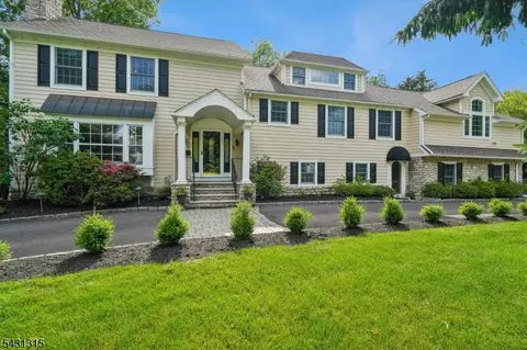 2 Briarwood Dr, Short Hills, NJ 07078