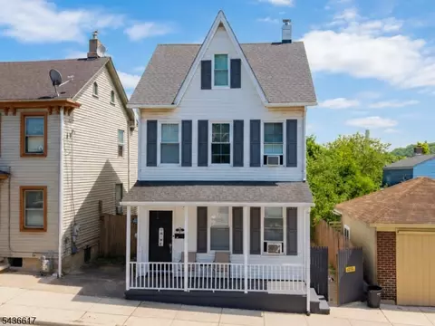 12 Heckman St, Phillipsburg, NJ 08865