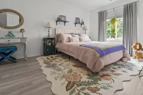 Bedroom - 3701 Park Pl, Springfield, NJ 07081 photo 3 of 3