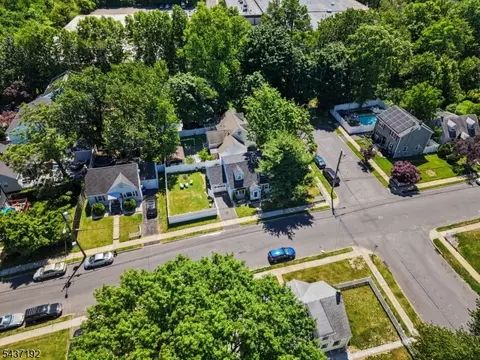2254 Halsey St, Union, NJ 07083