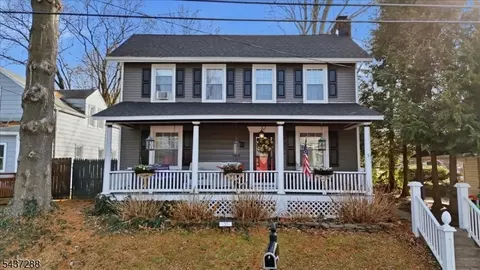 53 Brunswick Ave, Bloomsbury, NJ 08804