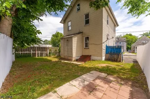 Exterior - 835 E 2nd St, Plainfield, NJ 07062 photo 1 of 3
