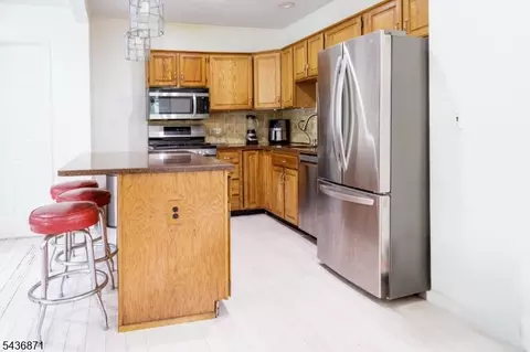 518 W Anderson St, Hackensack, NJ 07601 photo 6
