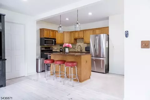 518 W Anderson St, Hackensack, NJ 07601 photo 7