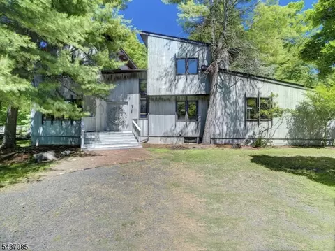 943 Sunset Rdg, Bridgewater, NJ 08807