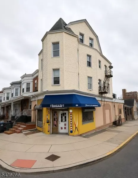 101 Eaton Pl, East Orange, NJ 07017