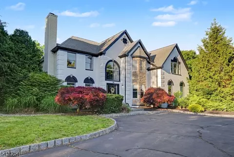 19 Trout Brook Ln, Randolph Twp, NJ 07945