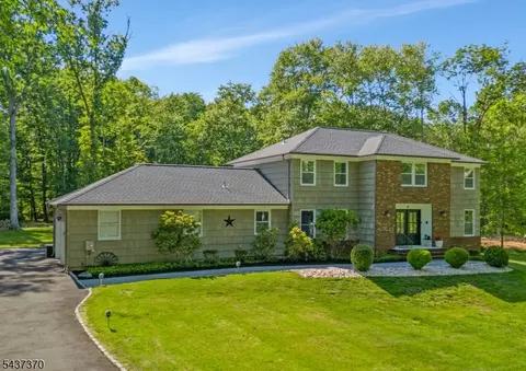 9 Grouse Rd, Warren, NJ 07059