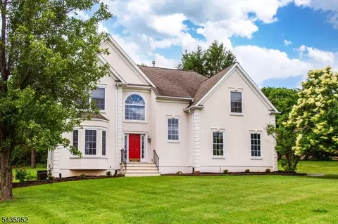 1 Fiddlers Way, Sparta, NJ 07871