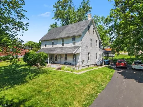 700 Vulcanite Ave, Alpha, NJ 08865